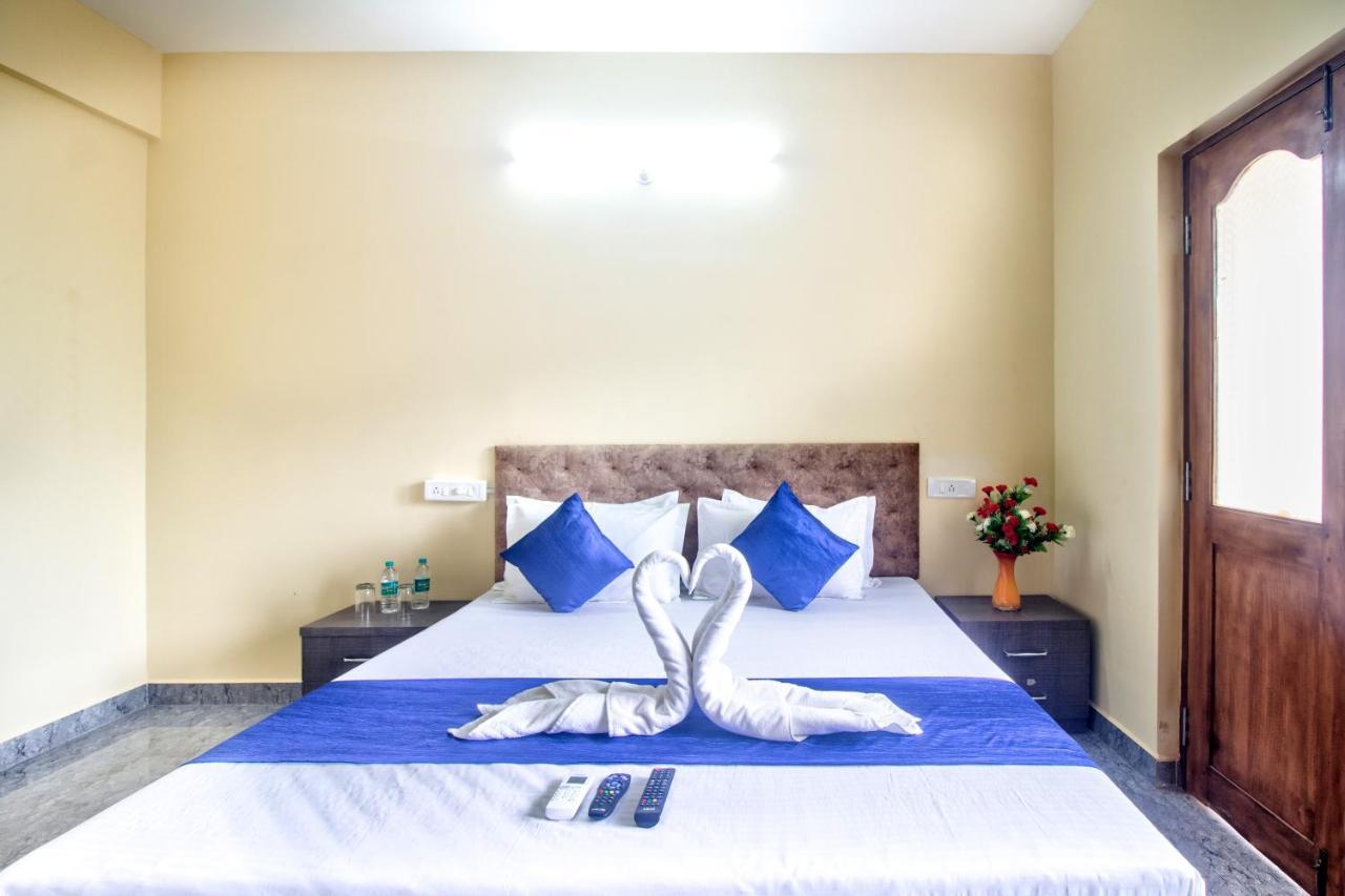 Renuka Holiday Inn Calangute Exterior foto