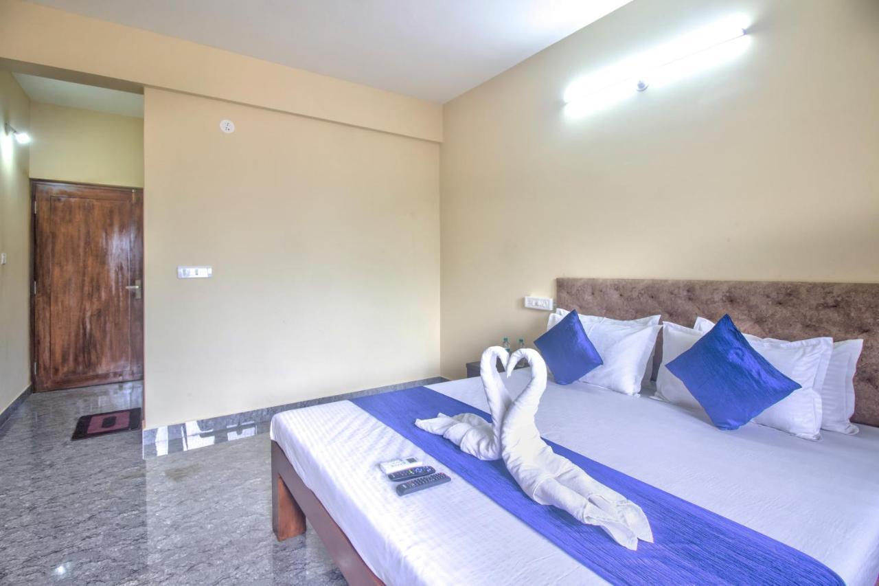 Renuka Holiday Inn Calangute Exterior foto