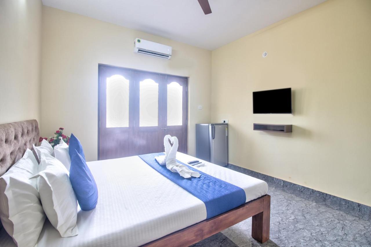 Renuka Holiday Inn Calangute Exterior foto